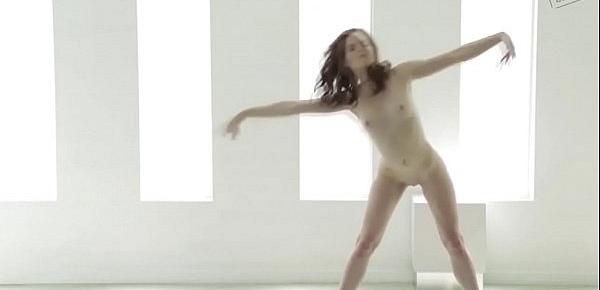 Brunette is good at dancing and fucking